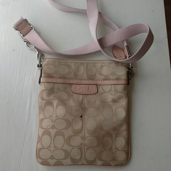 Purse - Picture 2 of 3